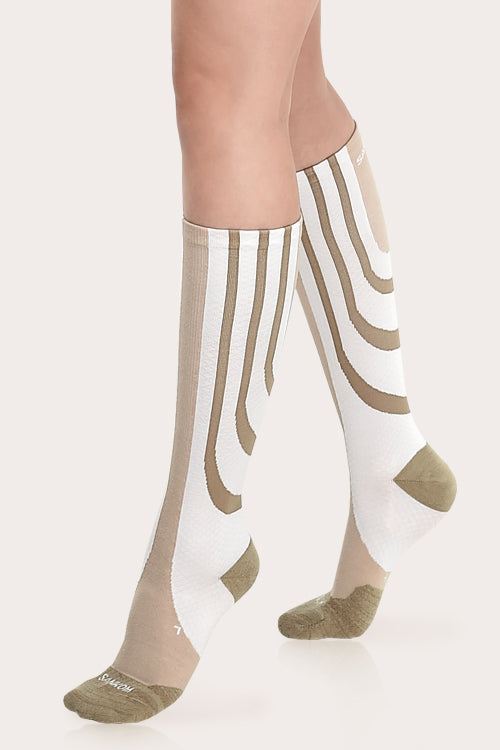 SANKOM PATENT ACTIVE COMPRESSION SOCKS - White & Beige